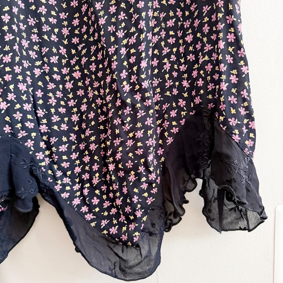 90s Floral Whimsygoth Grunge Handkerchief Hem Moody Floral Midi Slip Dress - Picture 3 of 8